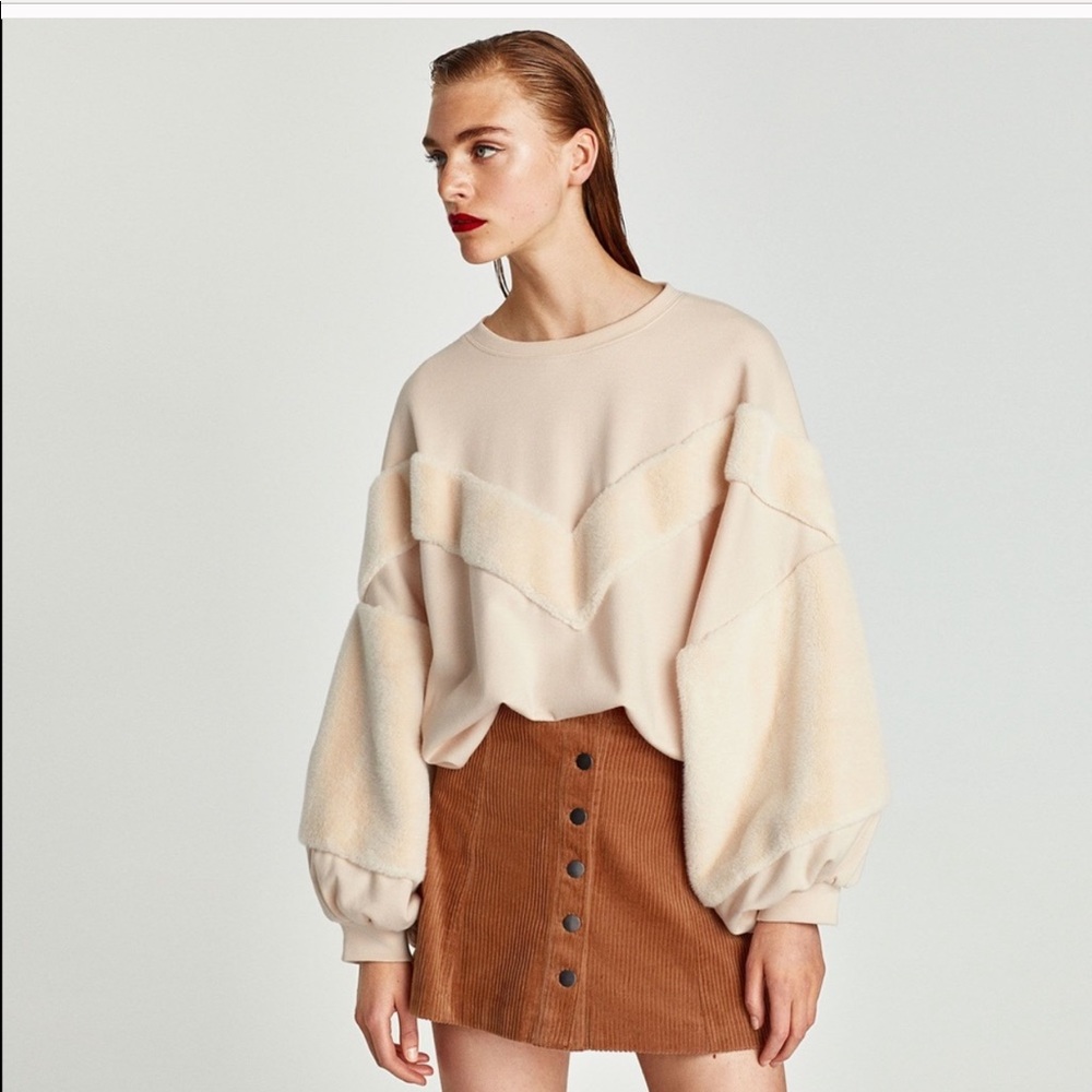 Zara statement big sleeve Blogger favorite